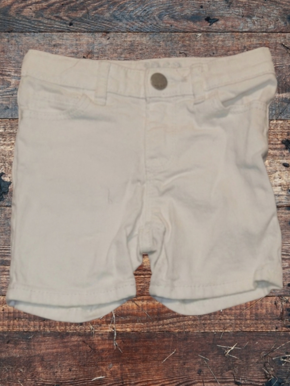 BABY GAP LITTLE GIRL'S BERMUDA WHITE SHORTS